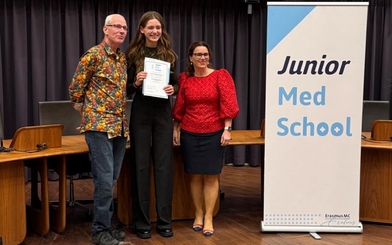 record.values.image.alt|default('')